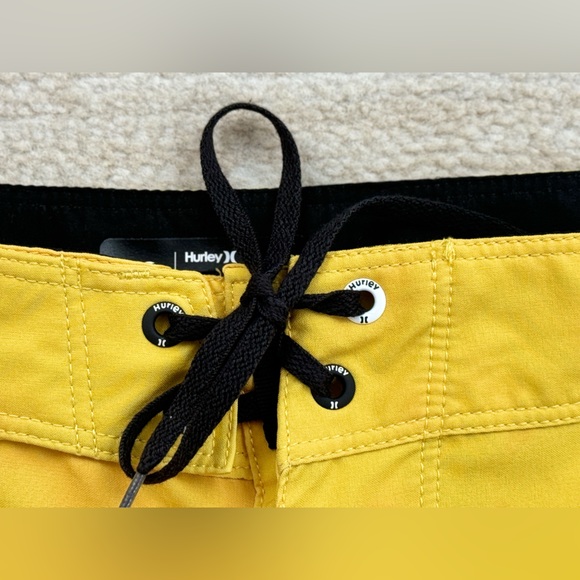 Hurley Men's Yellow, Orange & Gray Swim Trunks with Rear Pocket, Waist Size 40 - Picture 2 of 13